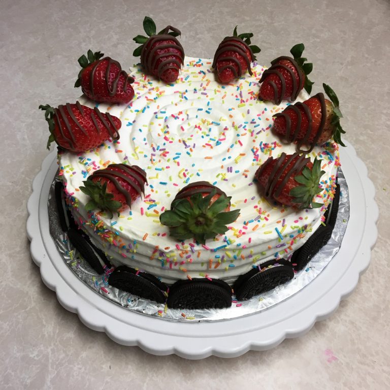 ice cream and strawberry cake